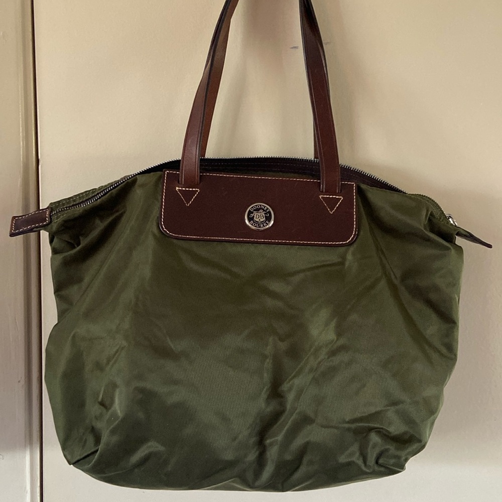 Dooney & Bourke Hand Bag